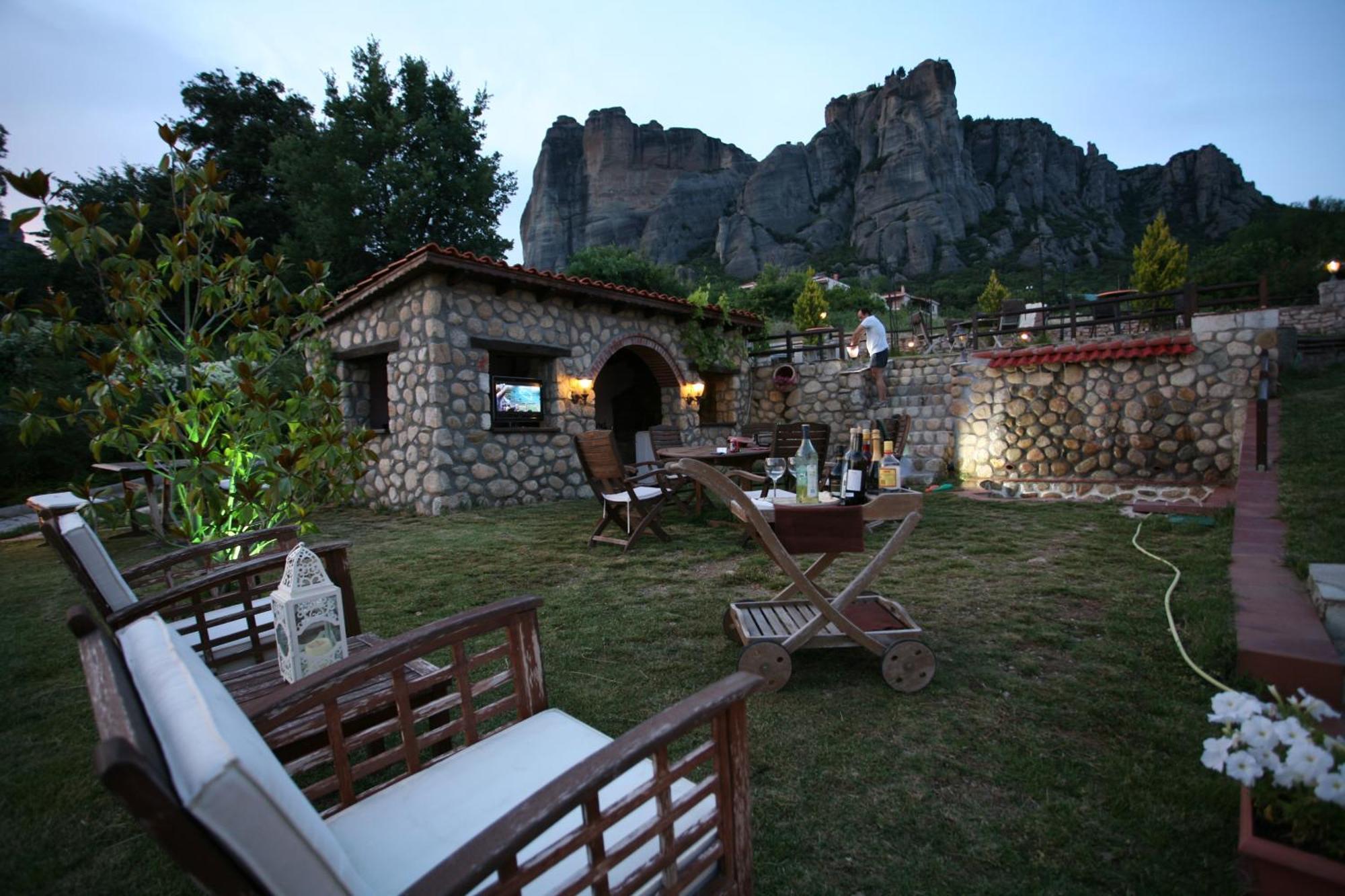 Epavlis Meteora Suites Hotel Kalambaka Exterior photo